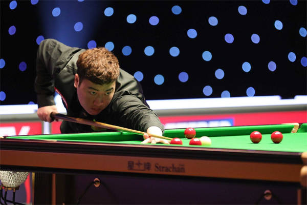 球员之间的 球员之间的