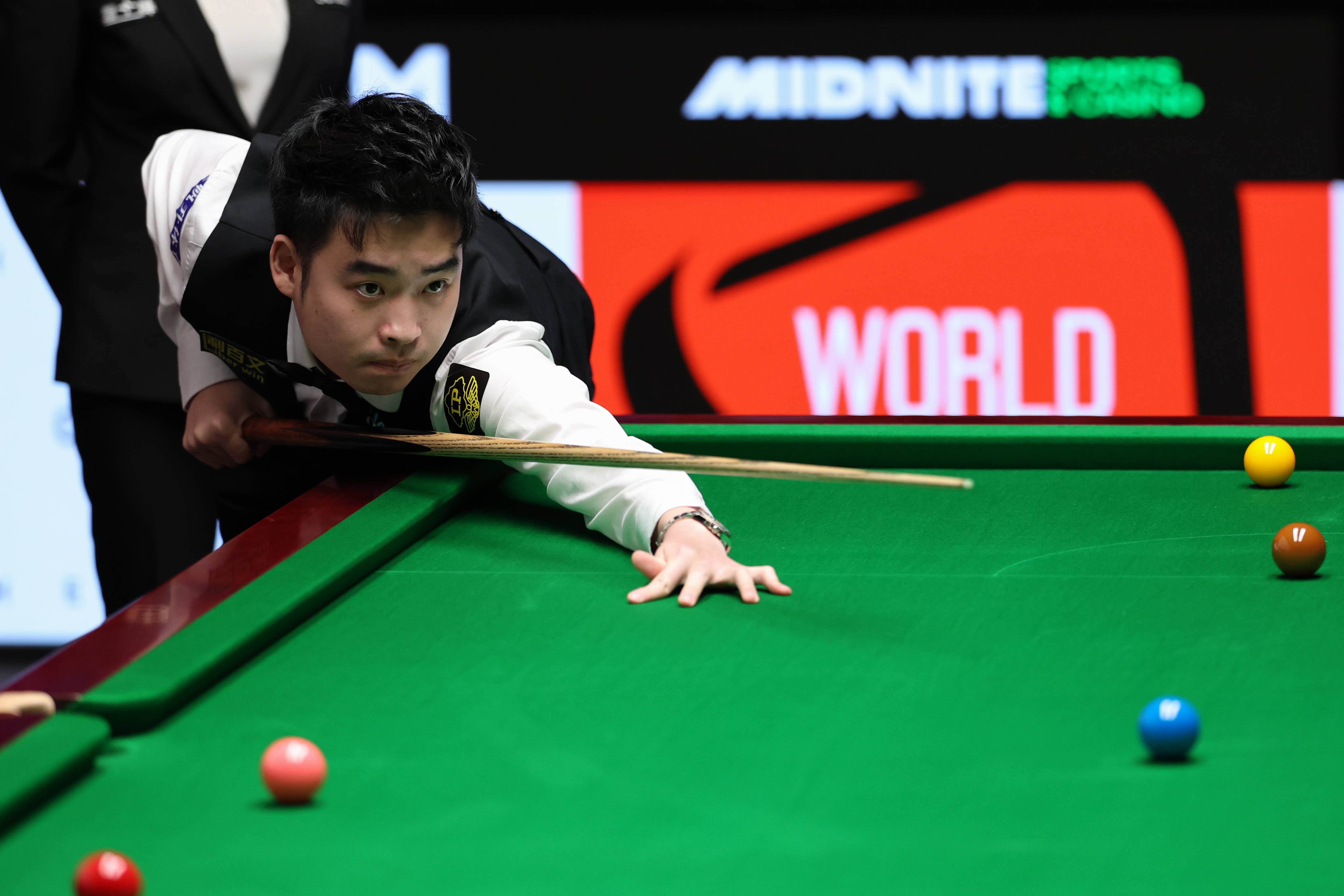 其中击败诸 其中击败诸