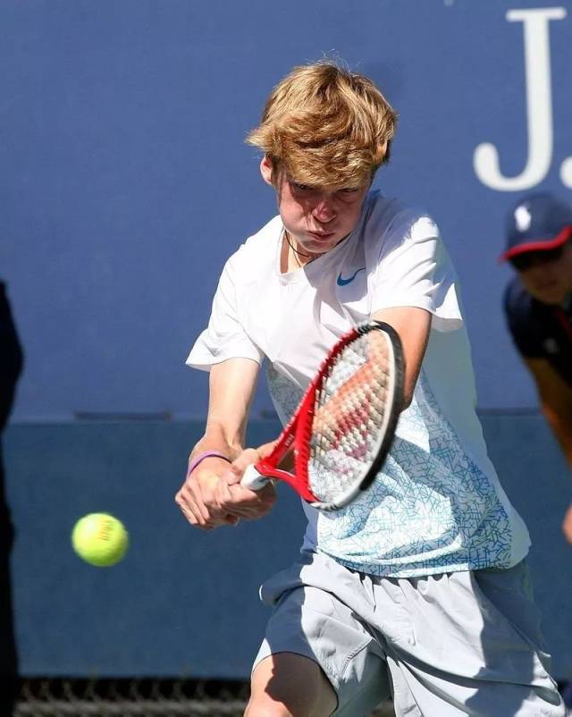 比赛中的冷 比赛中的冷