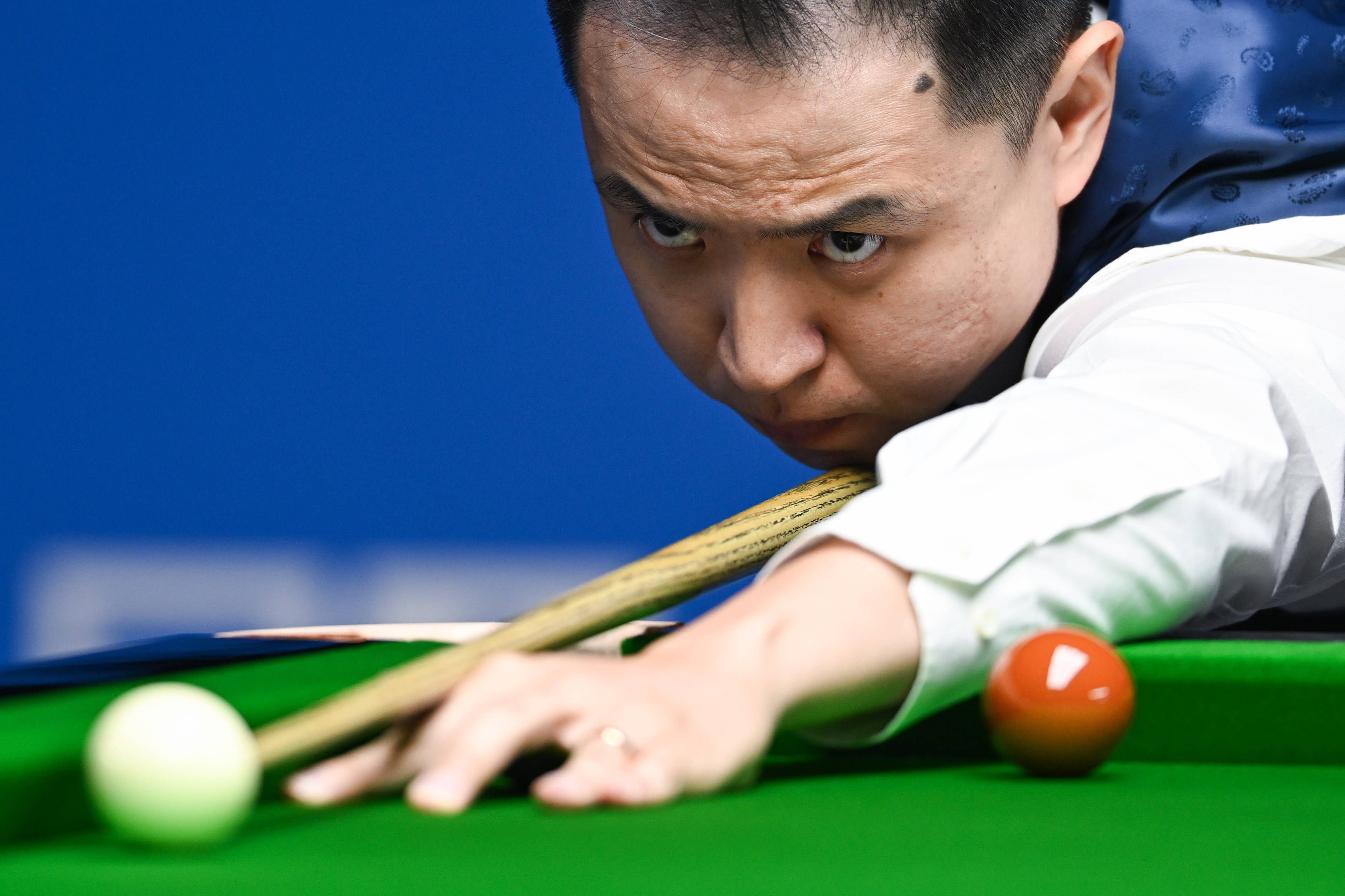 帮助队友在 帮助队友在