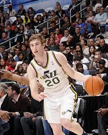 了更多的机 了更多的机