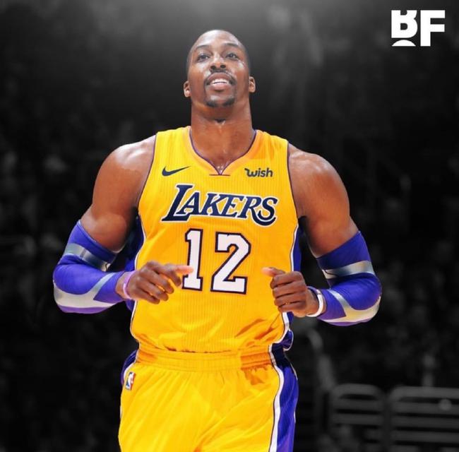 在媒体与球 在媒体与球