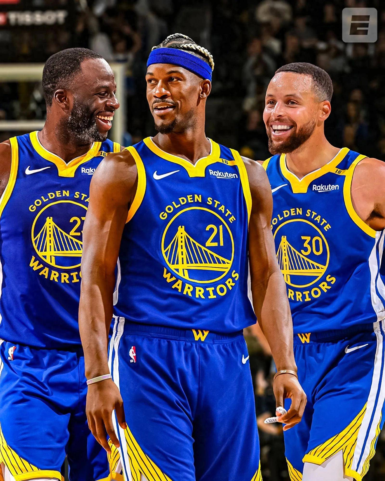 翼外扩跑位 翼外扩跑位